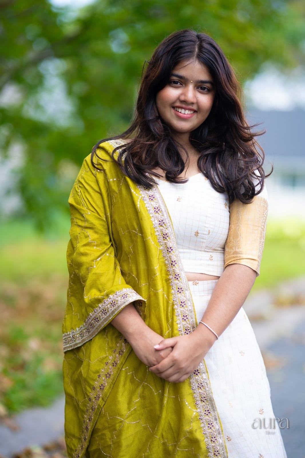 A photograph from an Aura Films session